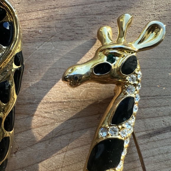 Vintage Pair 2 Giraffe Brooch Pin 2.75 Inch Rhinestones Black Enamel Gold Plated - Picture 2 of 14